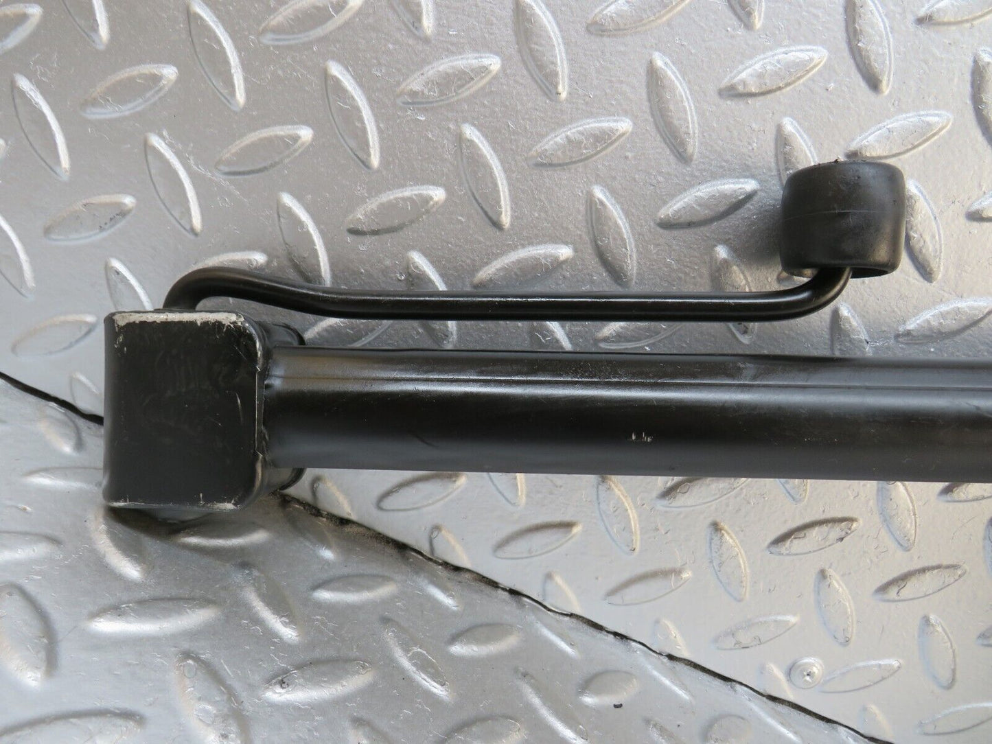 32729 Mercedes-Benz W201 Car Jack 2105830115