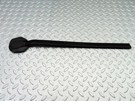 5659 Mercedes-Benz W123 200 Seat Belt Runner With Cover Left