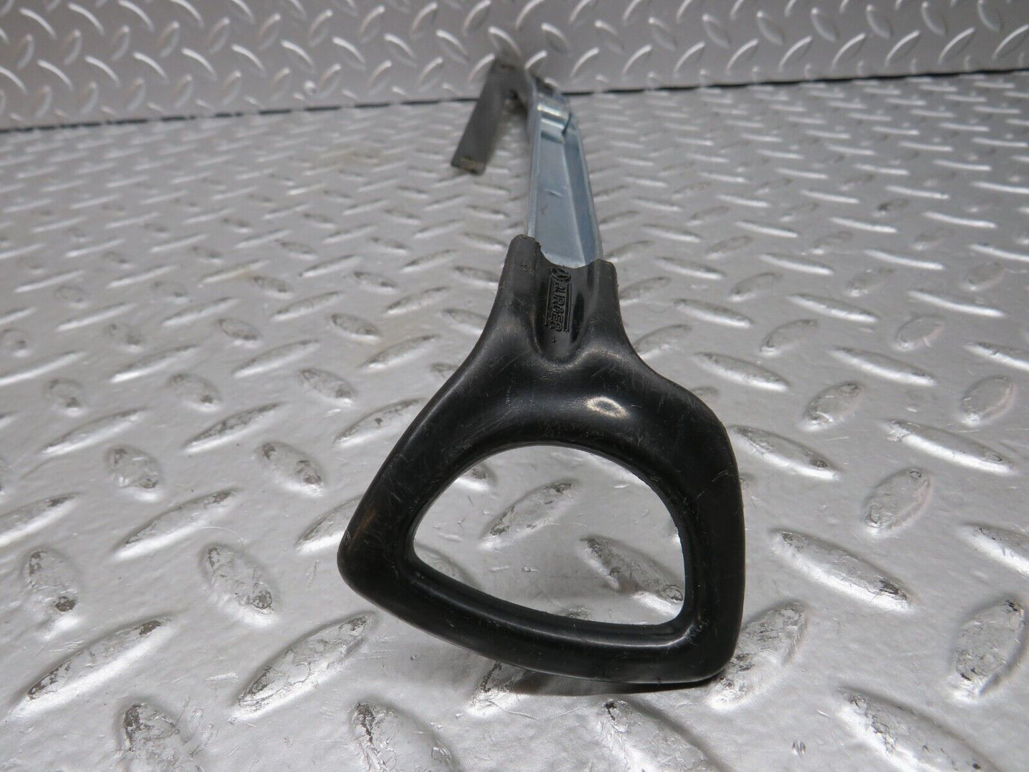 27452 Mercedes-Benz W123 280E Front Right Seat Sliding Adjust Handle
