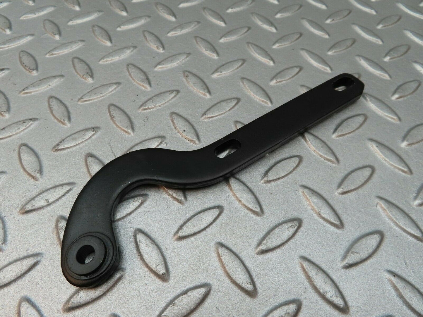 3624 Mercedes-Benz W115 220D Left Bonnet Hinge Support