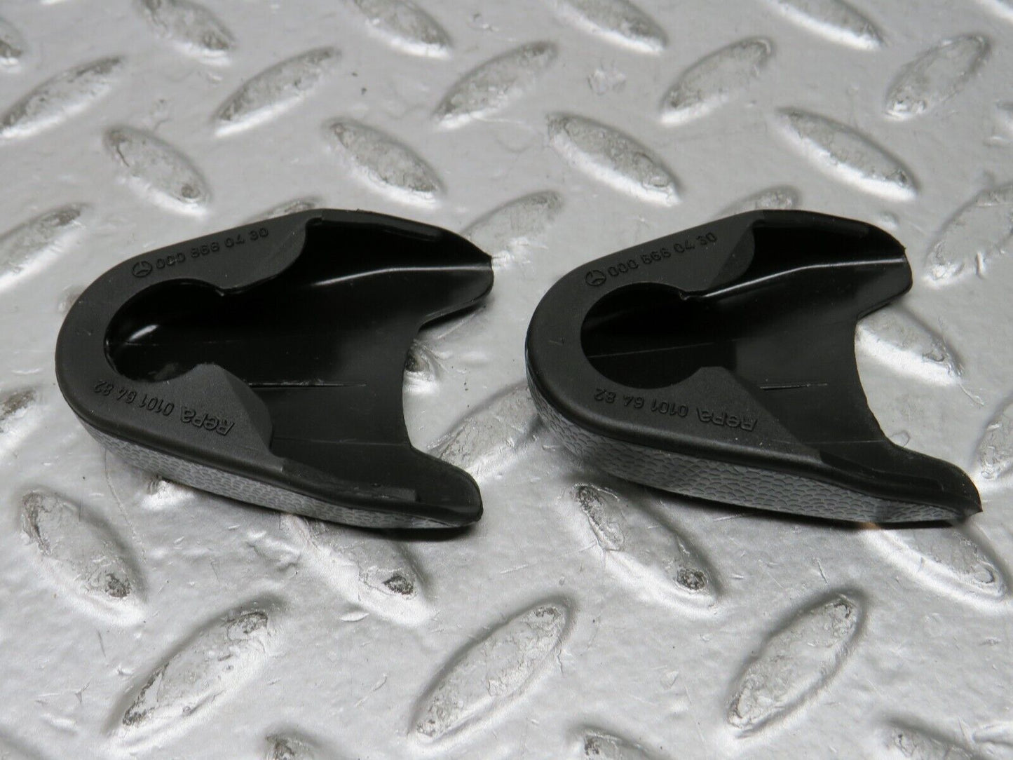27325 Mercedes-Benz W123 280E Seat Belt Plastic Cap Pair 0008680430