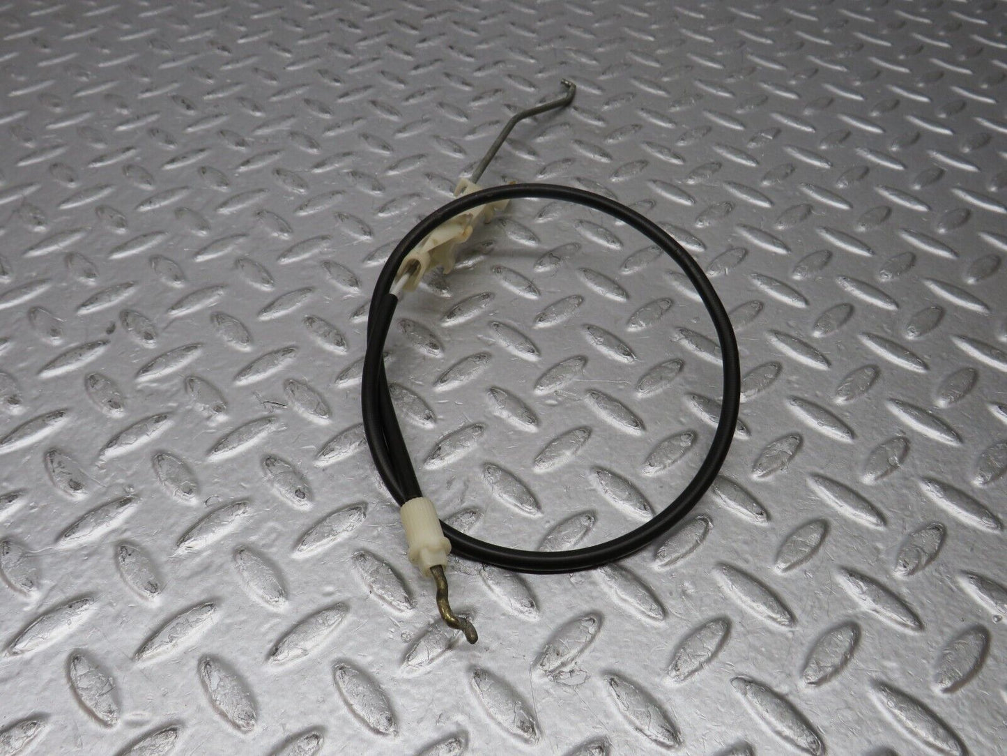 36866 Mercedes-Benz C126 420SEC Coupe Door Lock Cable