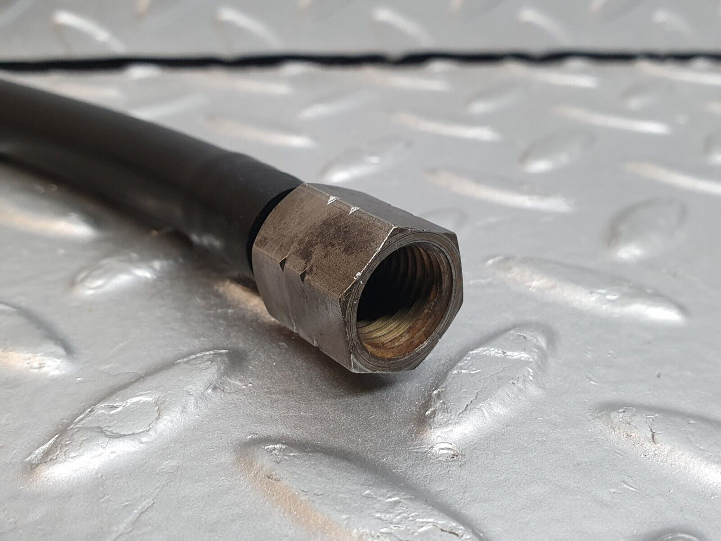 41979 Mercedes-Benz W202 C200 Fuel Injector Rail Hose Pipe