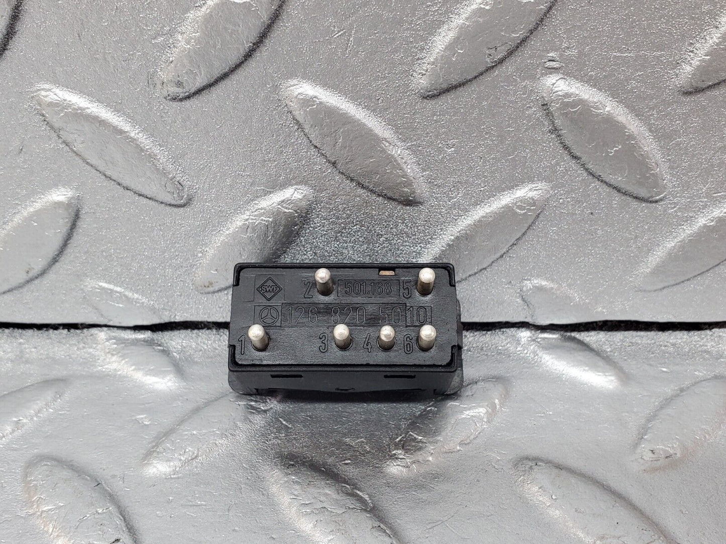 45652 Mercedes-Benz W126 420SE Air Circulation Power Switch 1268205010
