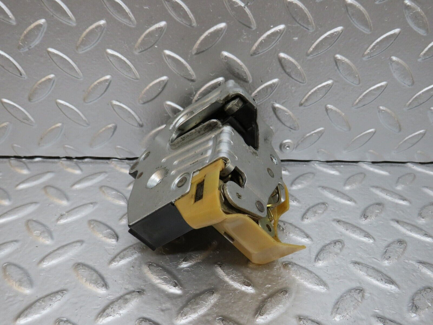 29352 Mercedes-Benz W124 230E Rear Right Door Lock Mechanism