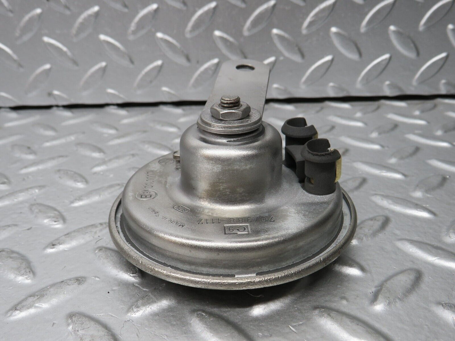 30311 Mercedes-Benz W124 230E Horn Bosch CH2001