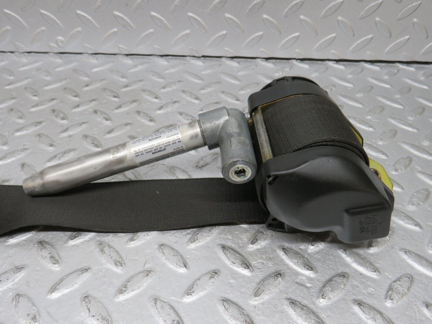 36317 Mercedes-Benz W126 420SE Front Right Seat Belt 1268604086 1268680011