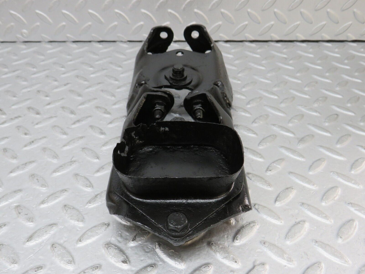 35789 Mercedes-Benz W108 Gearbox Mount Bracket