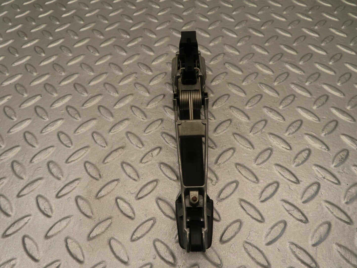 11825 Mercedes-Benz W201 190E Exterior Door Handle Rear Left