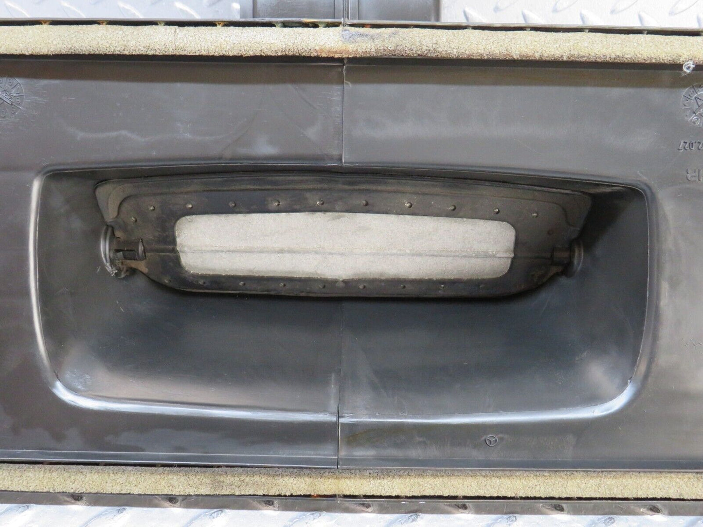 36477 Mercedes-Benz W201 190E 2.0L Heater Blower Housing Behr 91.484.52.017
