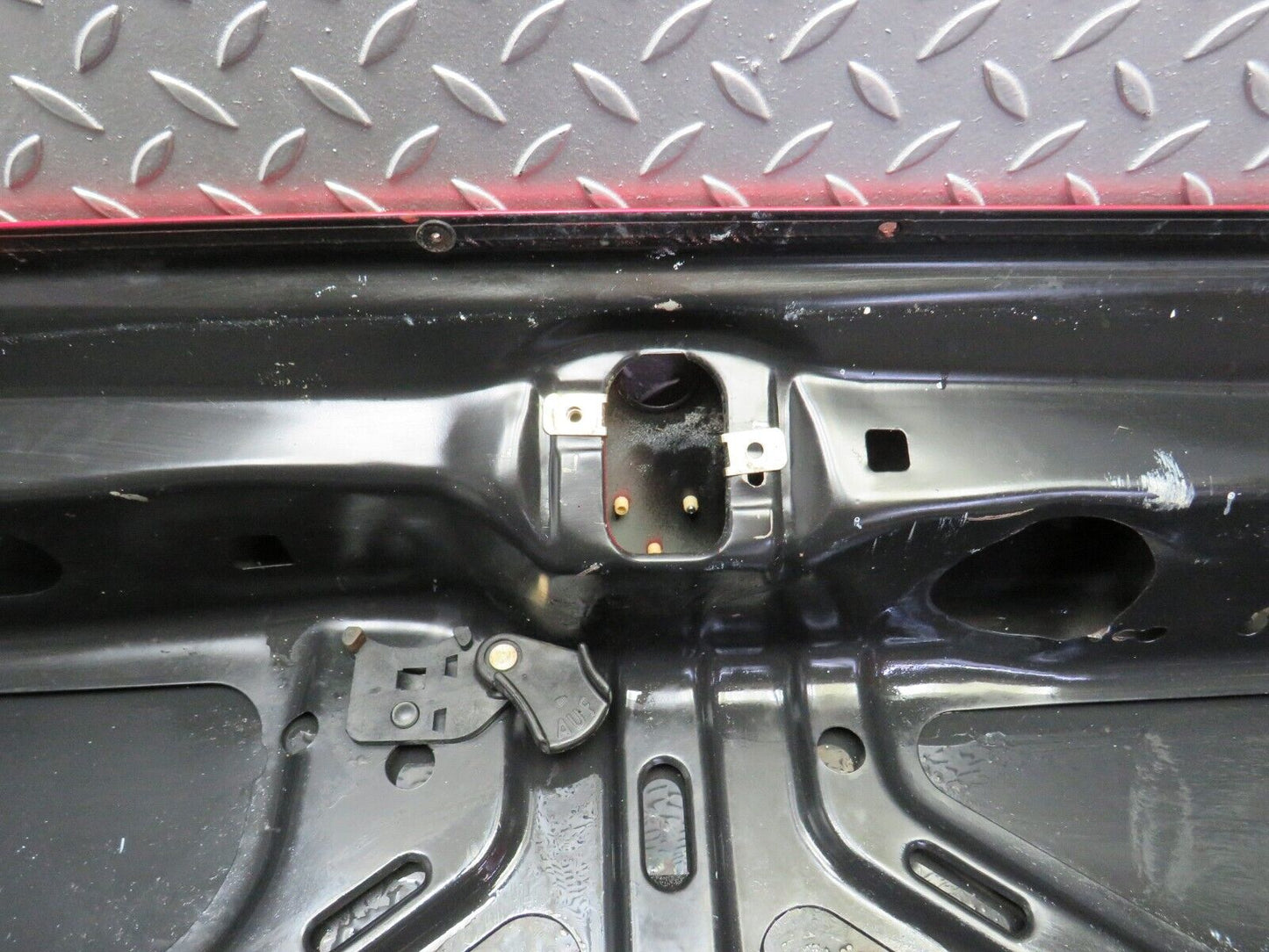 38744 Mercedes-Benz W201 190E Boot Lid Trunk Door