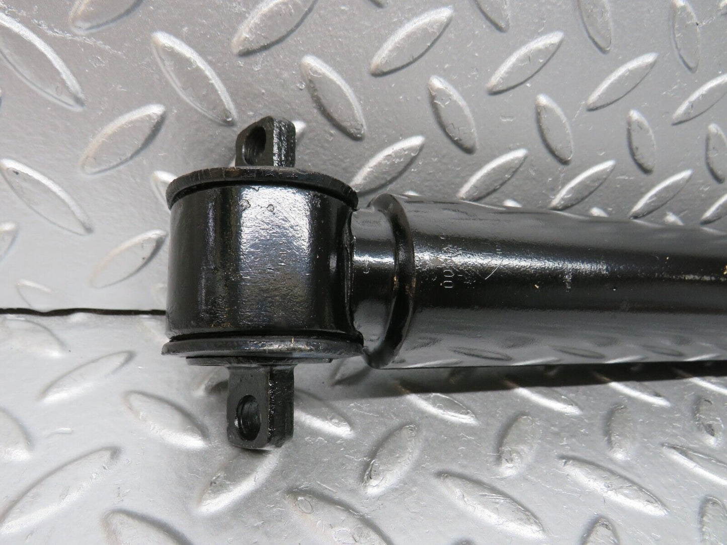 0822 Mercedes-Benz C107 350SLC Coupe Shock Absorber Rear