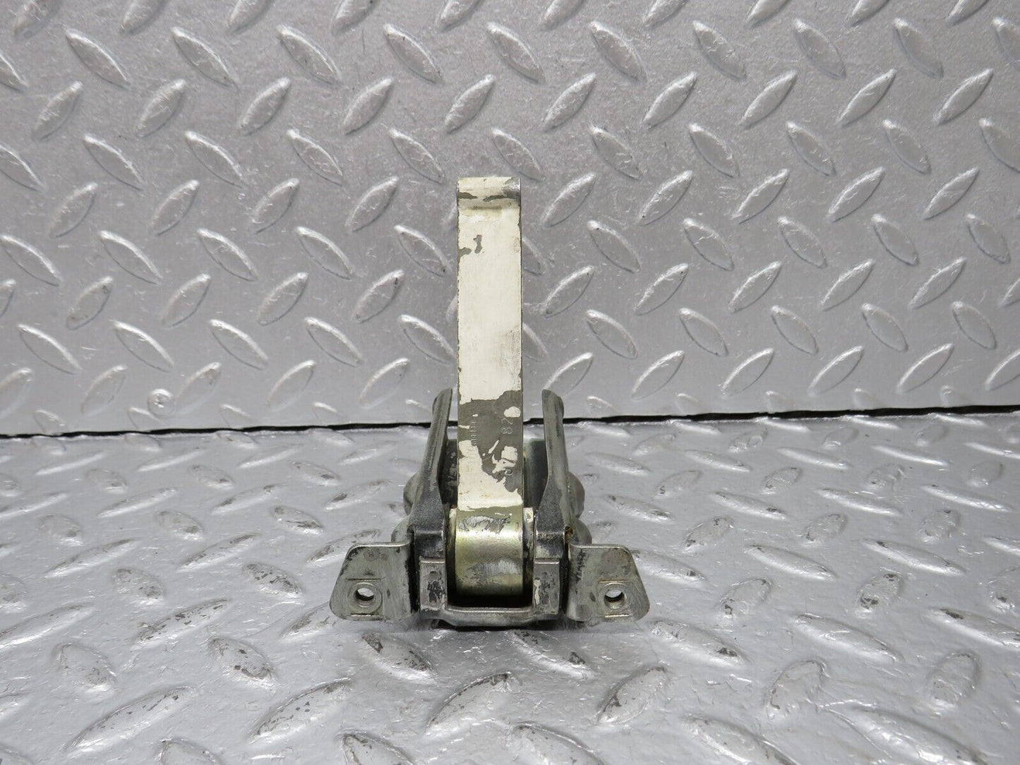 40589 Mercedes-Benz W123 300D Door Safety Check Strap