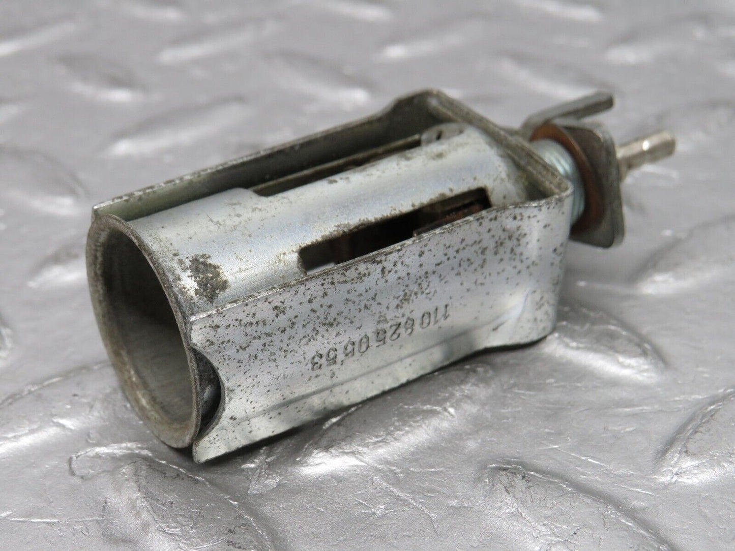 37532 Mercedes-Benz W109 300SEL Cigarette Lighter 1108250553