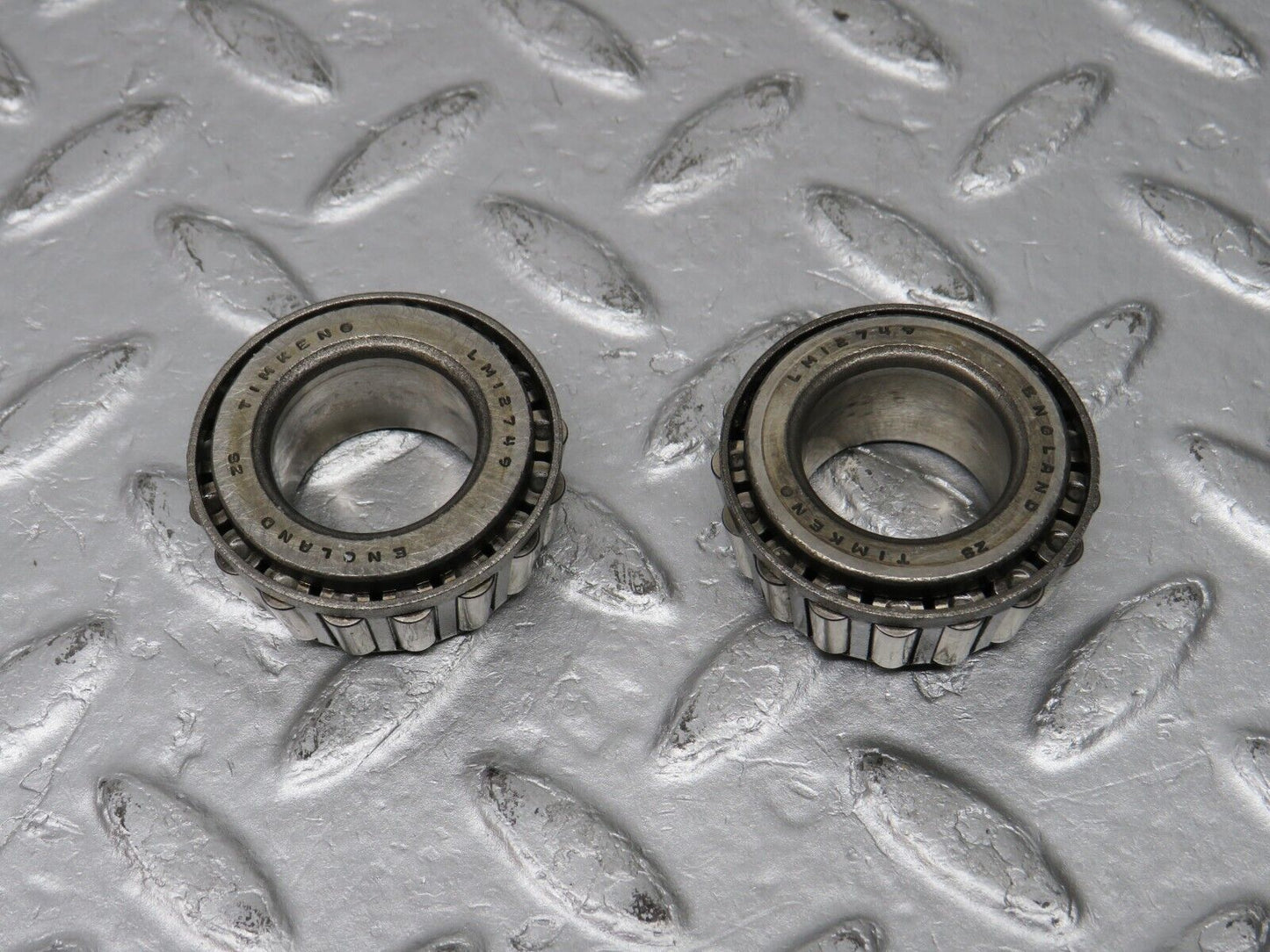 38480 Mercedes-Benz R129 280SL Coupe Wheel Hub Locking Cap With Bearing
