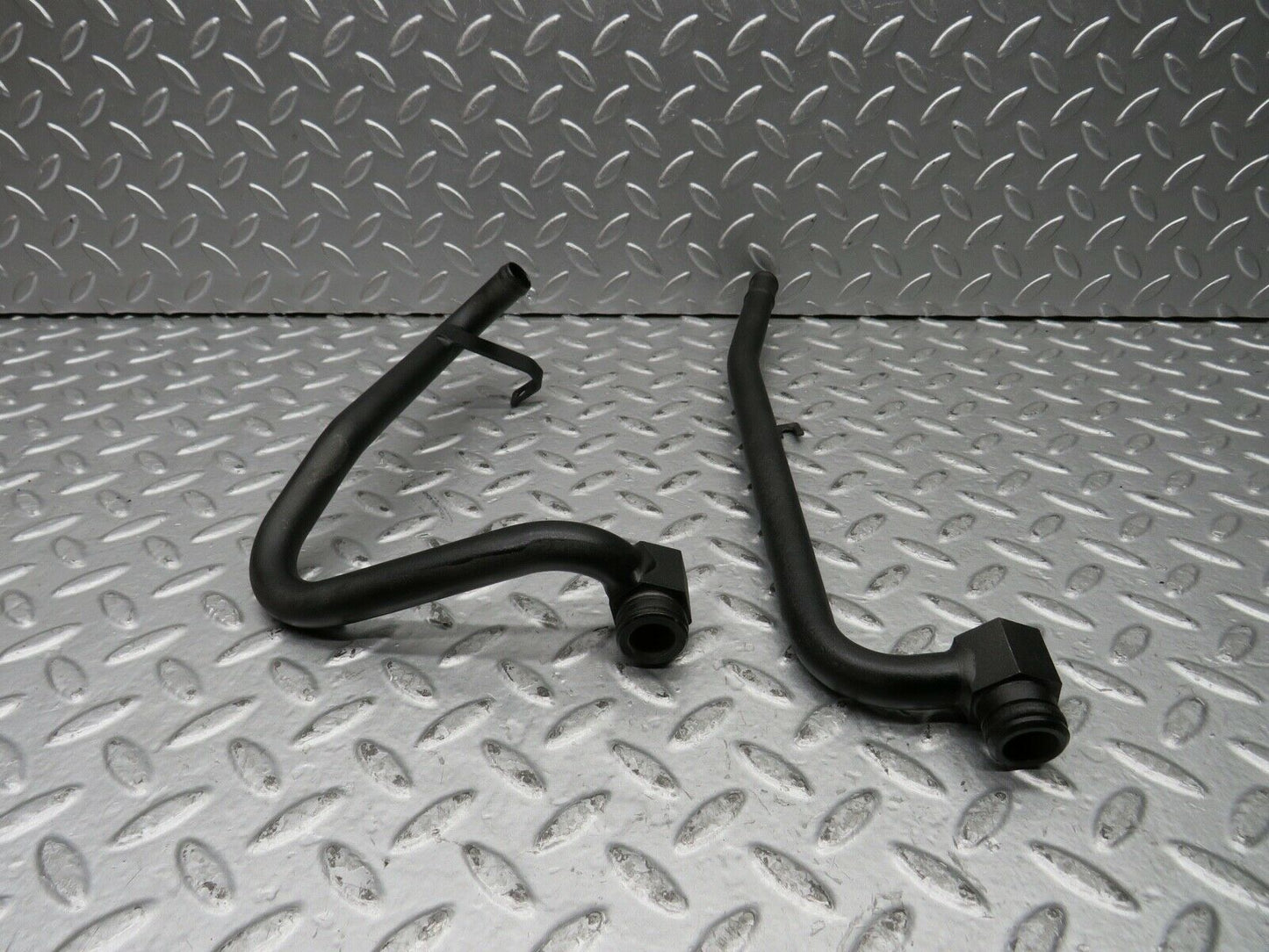 21912 Mercedes-Benz W126 300SE Coolant Hose Pipe