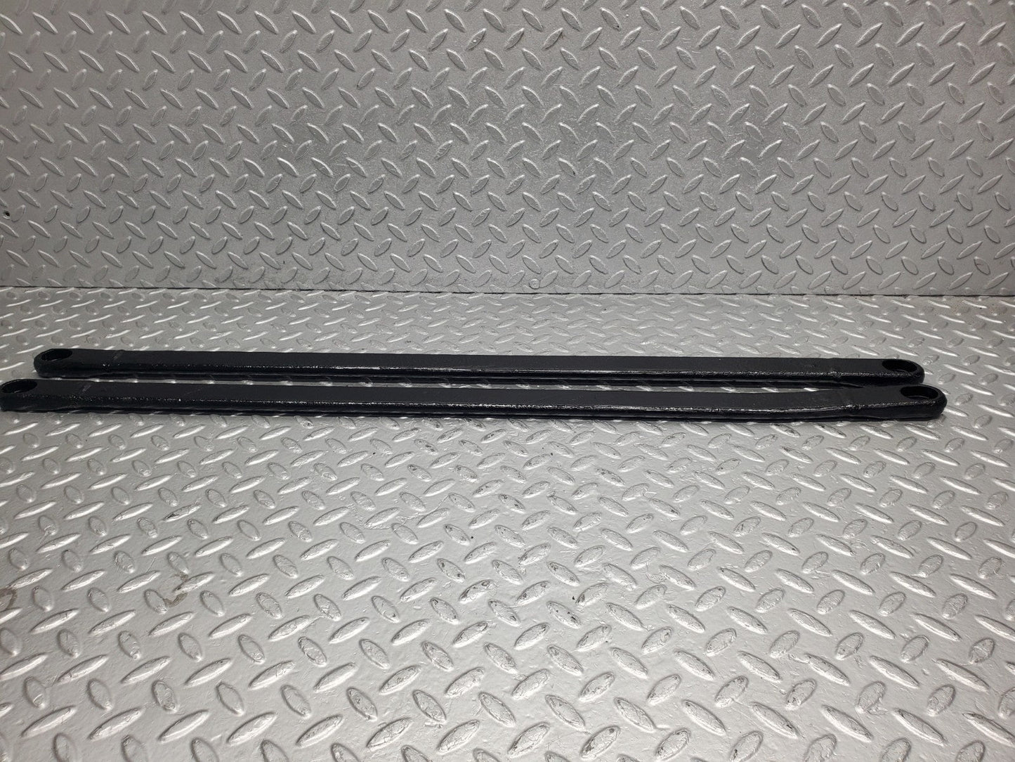 46977160