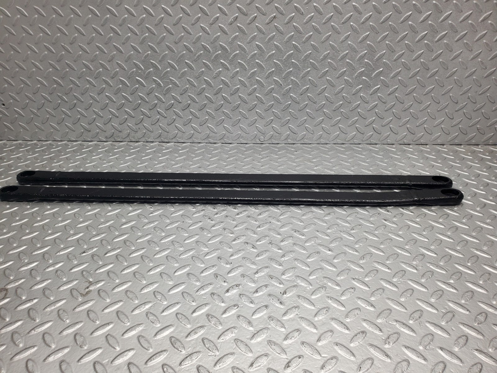 46977160