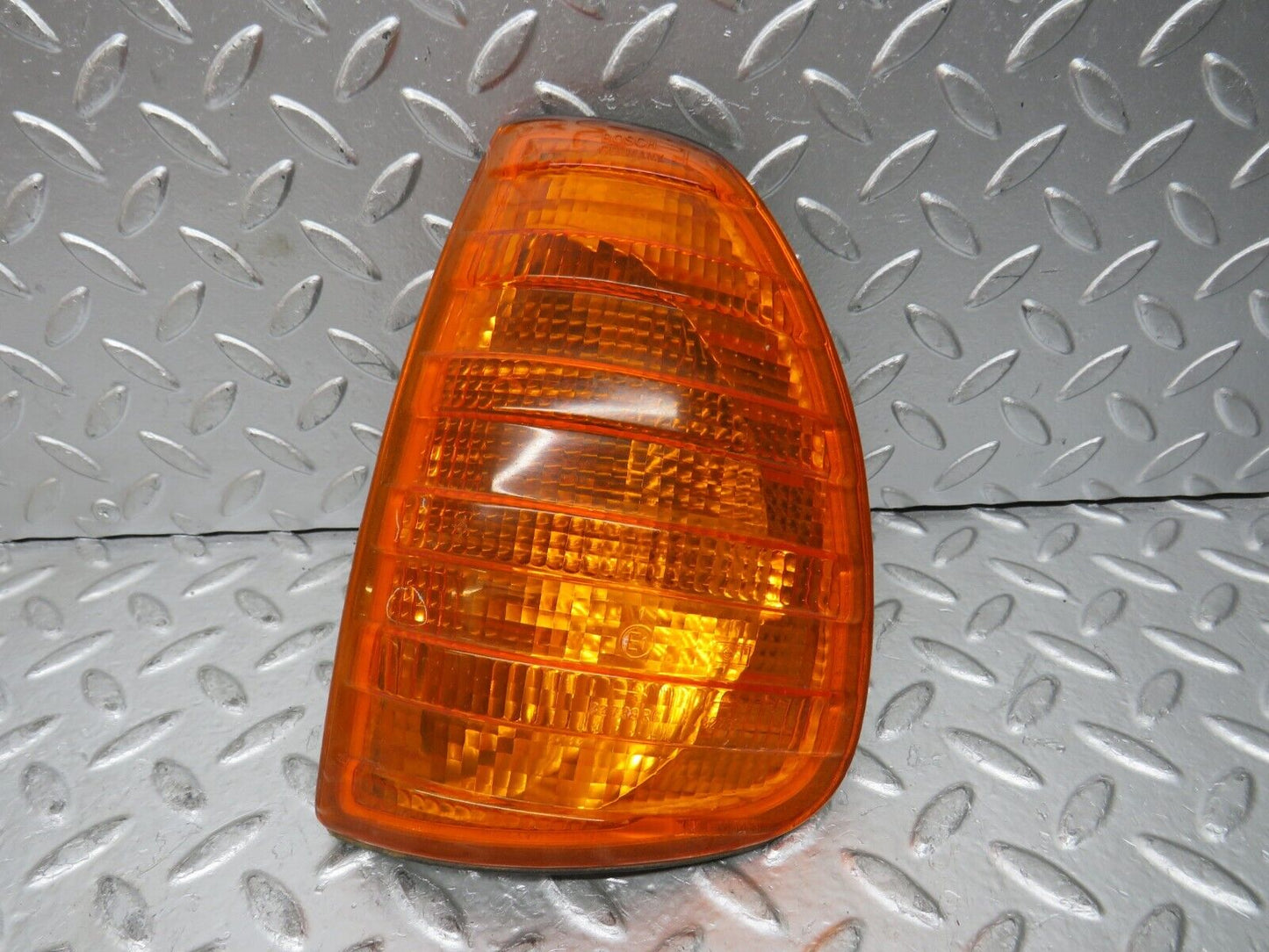 27998 Mercedes-Benz W123 280E Indicator Light Front Left Bosch