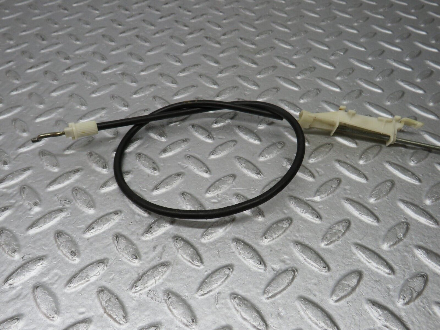 36867 Mercedes-Benz C126 420SEC Coupe Door Lock Cable
