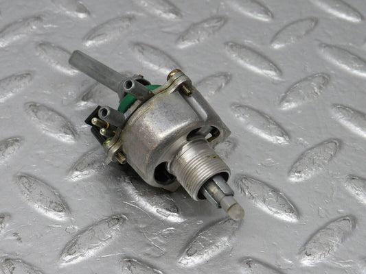 38840 Mercedes-Benz W201 190E 2.6L Heater Control Switch