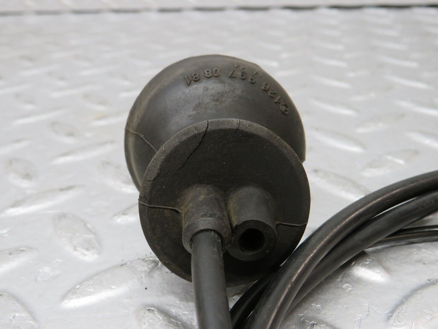 36299 Mercedes-Benz W126 420SE Bonnet Release Cable 1269970881