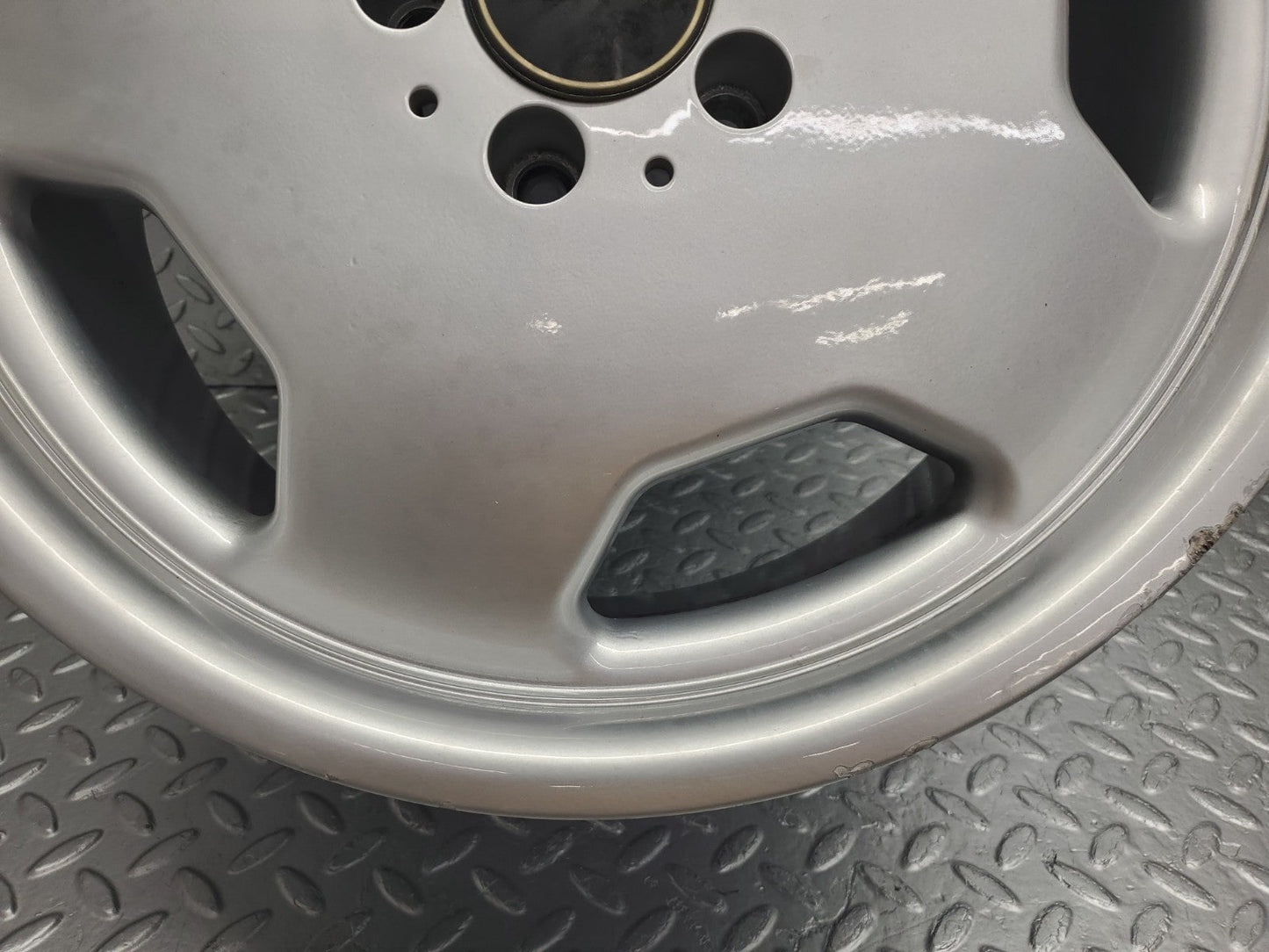 W124 Wagon alloy wheel set 8jx18 h2 et37 used OEM