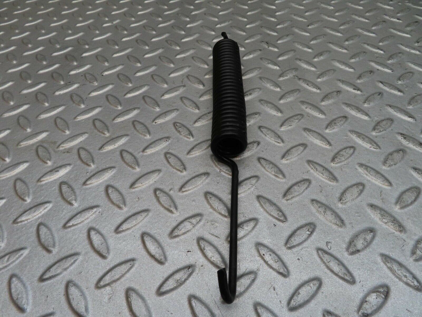 12679 Mercedes-Benz W108 280SE 3.5 Bonnet Hinge Spring