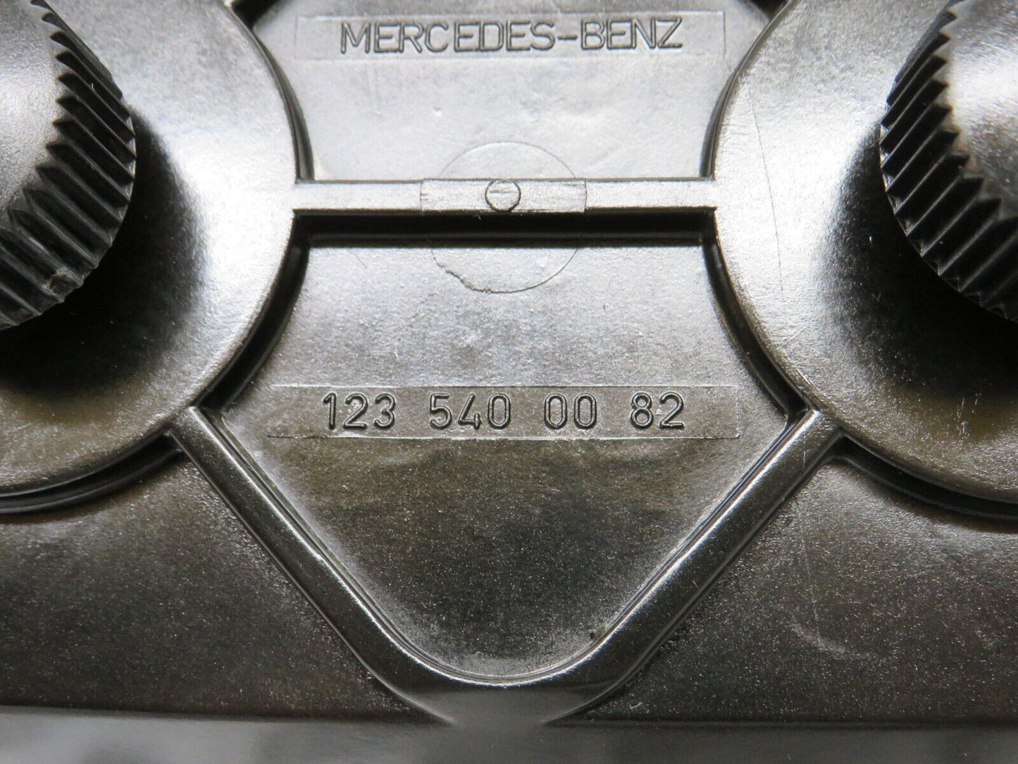 27184 Mercedes-Benz W123 280E Fuse Box Cover Lid 1235400082