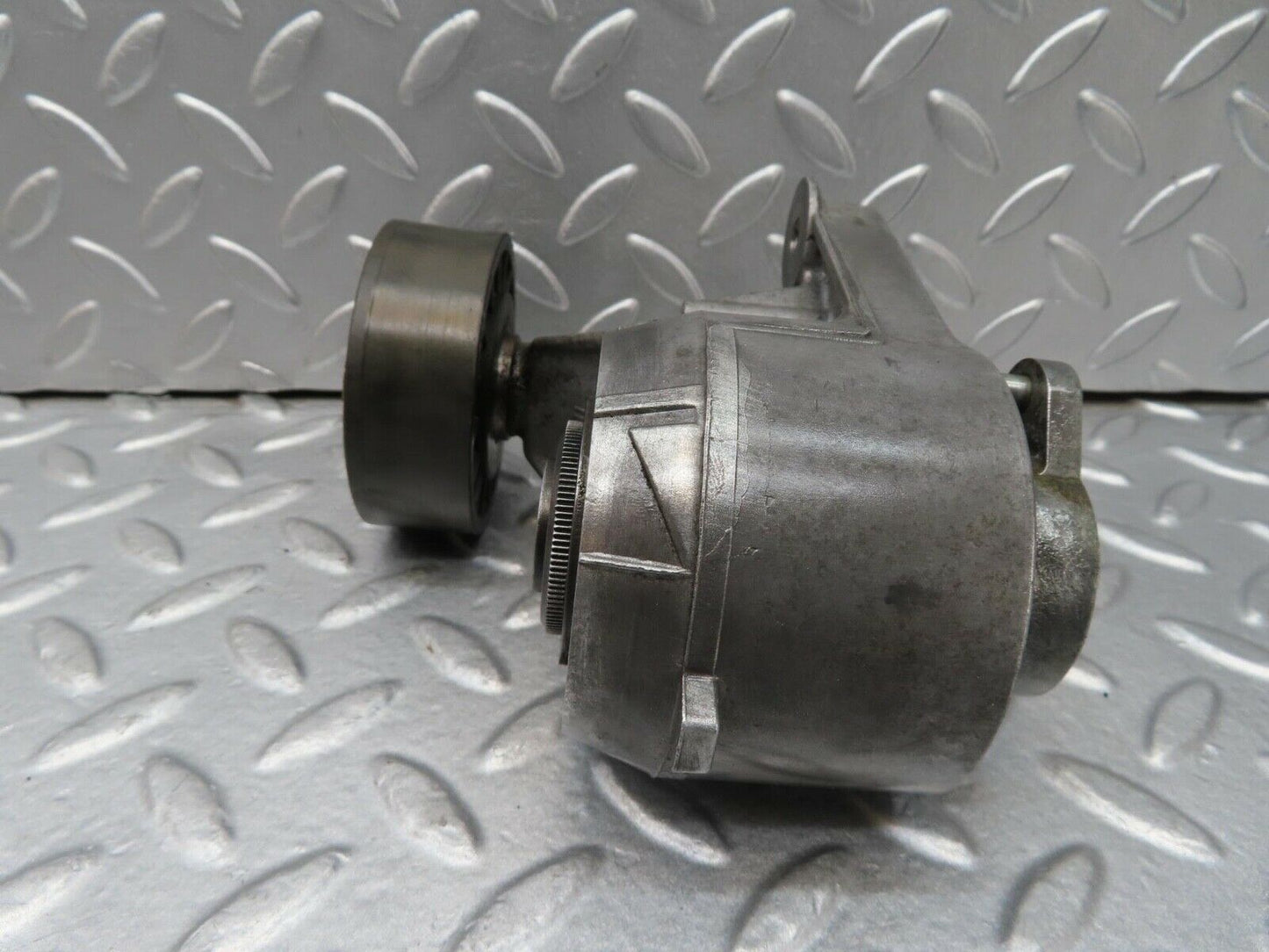 16409 Mercedes-Benz W124 260E Belt Tensioner 1032021140