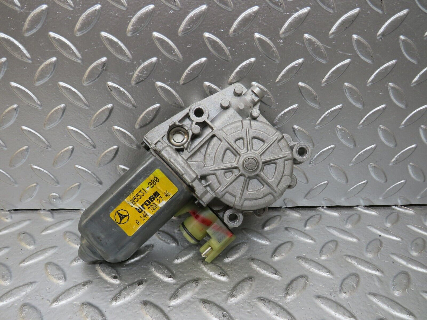 24744 Mercedes-Benz W140 S320 Front Left Window Regulator Motor 1407202746