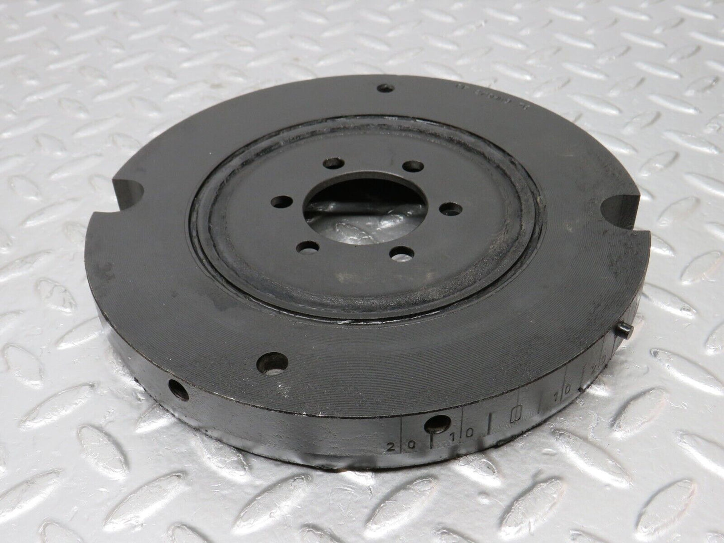 32944 Mercedes-Benz C107 R107 450 V8 Crankshaft Vibration Damper 1170300103