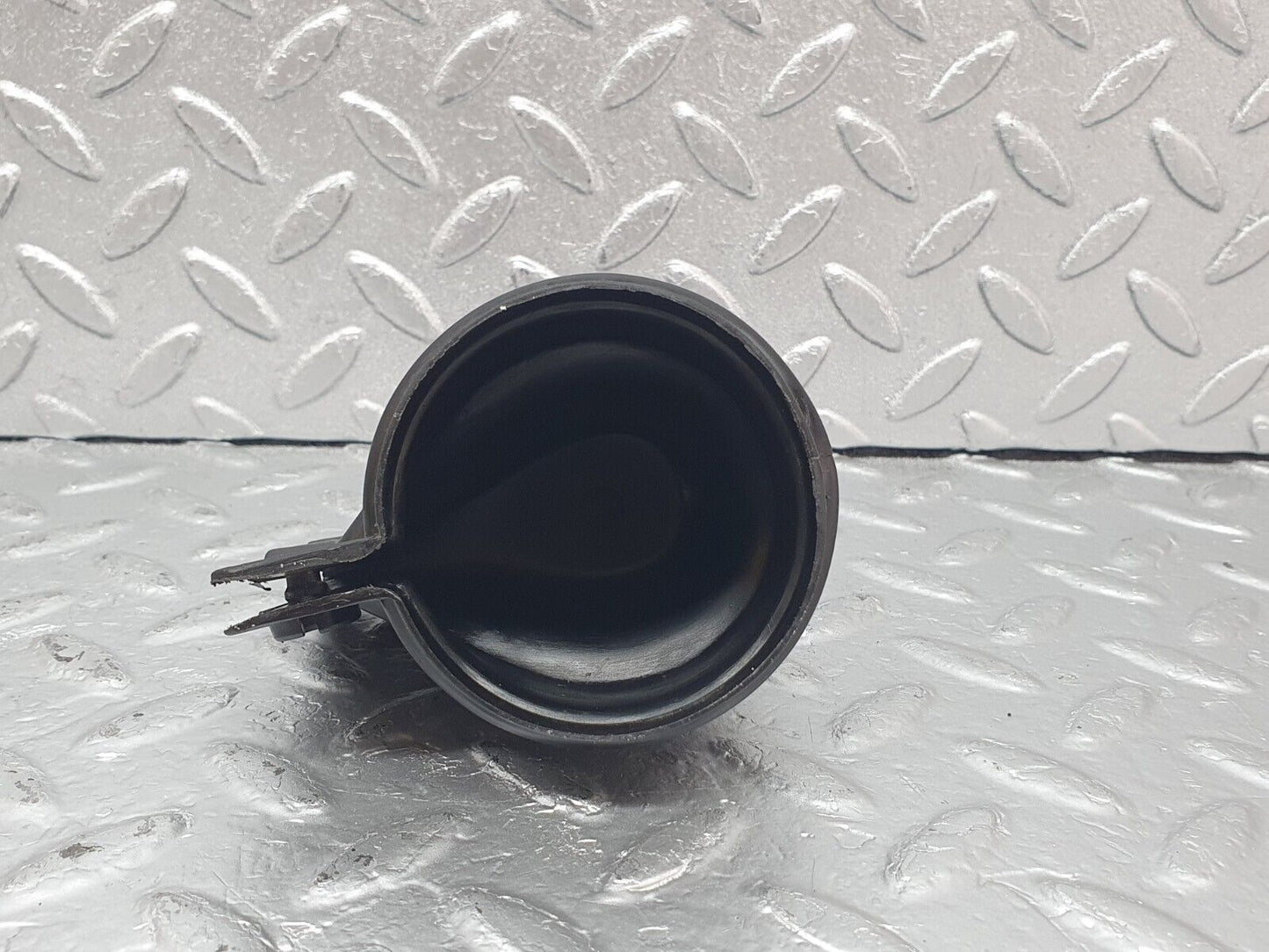 44022 Mercedes-Benz C123 230CE Coupe Ignition Coil Protective Cap 0001581785