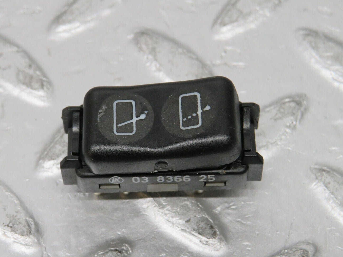 31377 Mercedes-Benz S124 220TE Wagon Windscreen Wiper Switch 1248210151