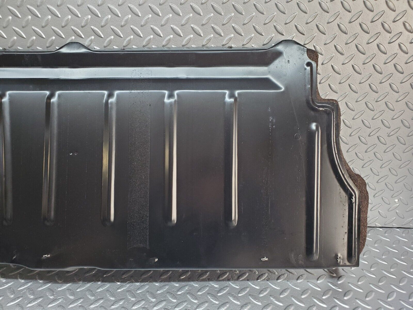 45699 Mercedes-Benz W126 420SE Fuel Tank Cover Plate