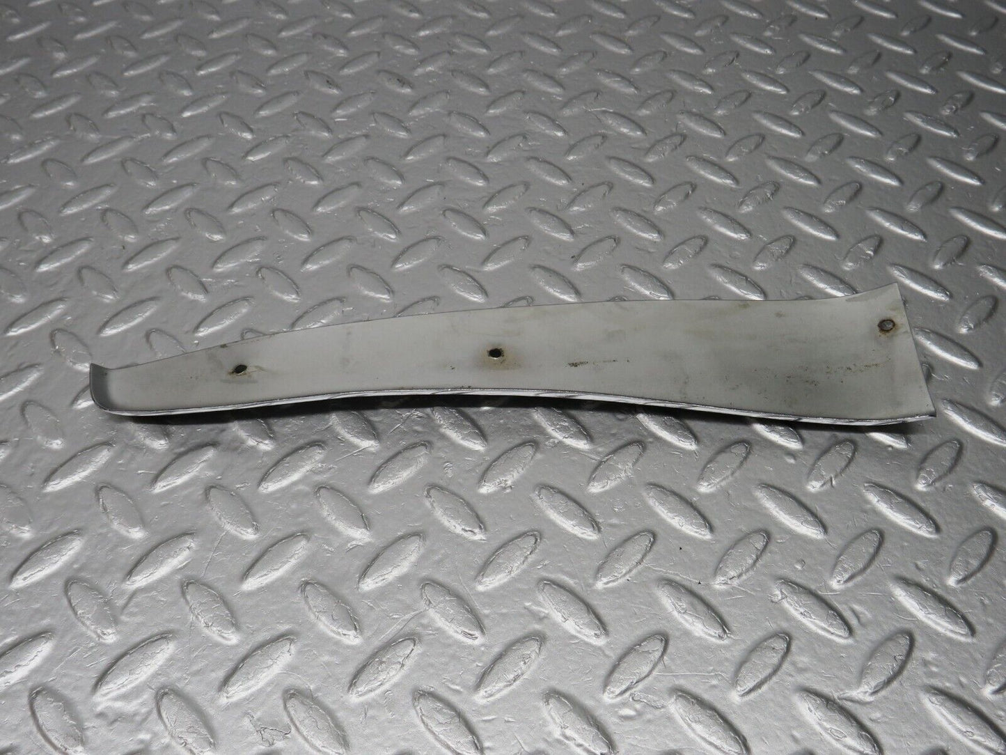 40003 Mercedes-Benz R107 350SL Right Door Chrome Cover