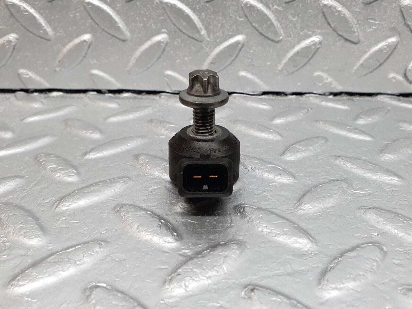 42081 Mercedes-Benz W202 C200 Knock Sensor Siemens 0031538928