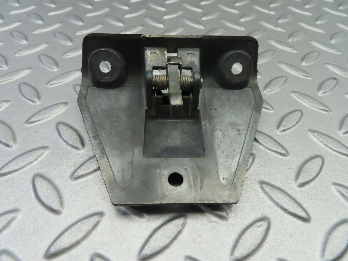 6883 Mercedes-Benz C107 350SLC Coupe Boot Latch Lock