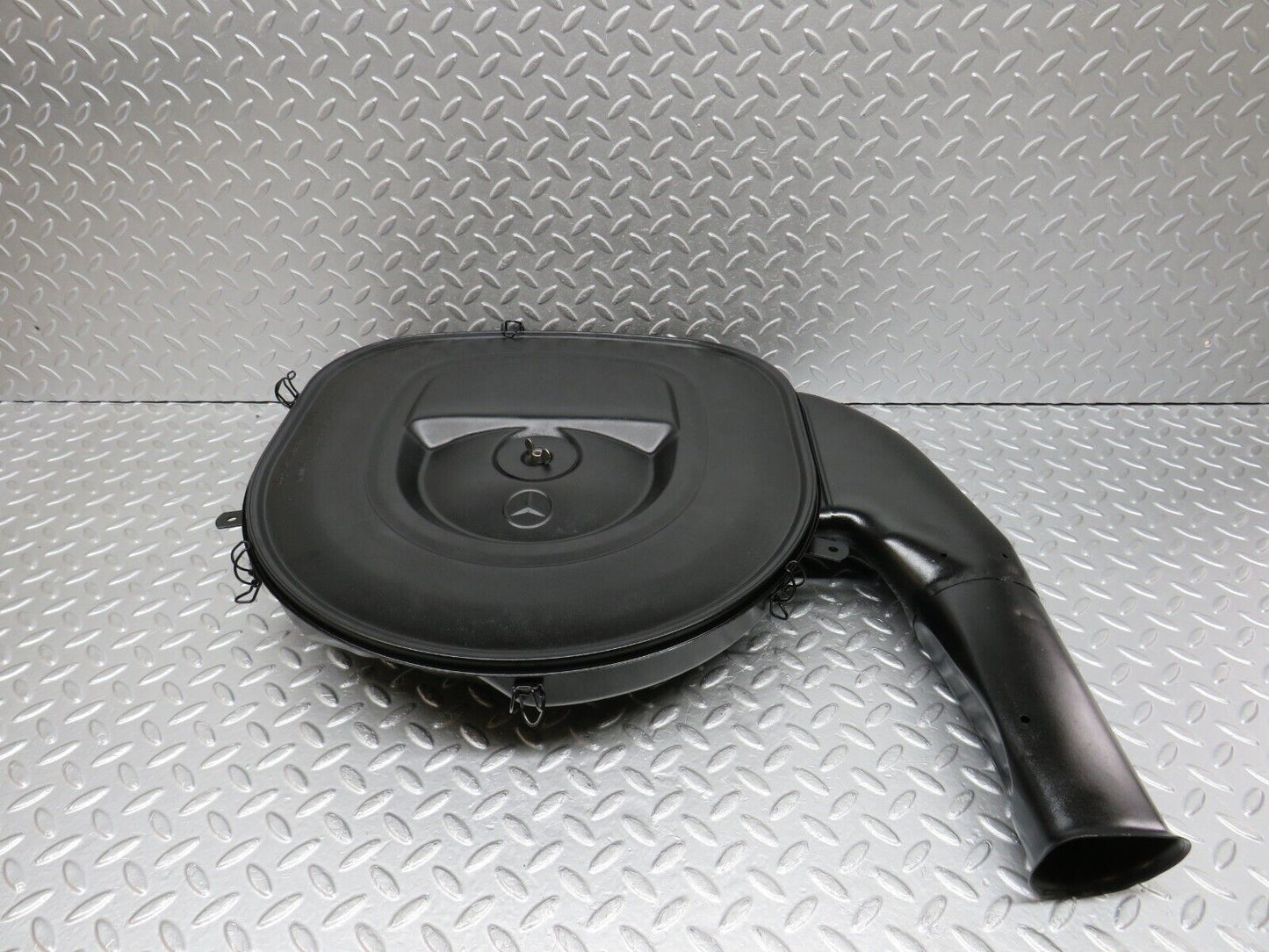 40101 Mercedes-Benz R107 350SL Air Filter Box Housing 0080948902