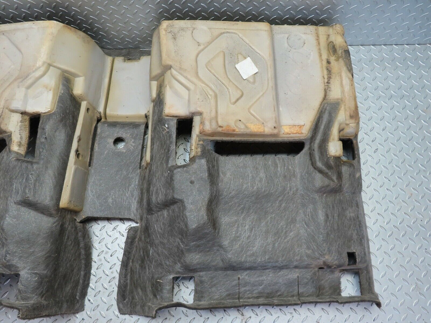 19416 Mercedes-Benz C140 CL420 Coupe Rear Floor Carpet Grey 1406800541