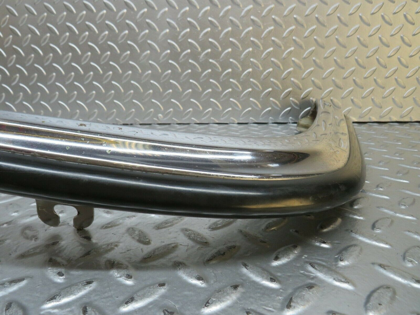 23237 Mercedes-Benz W116 350SE Front Right Upper Bumper Corner 1168800270
