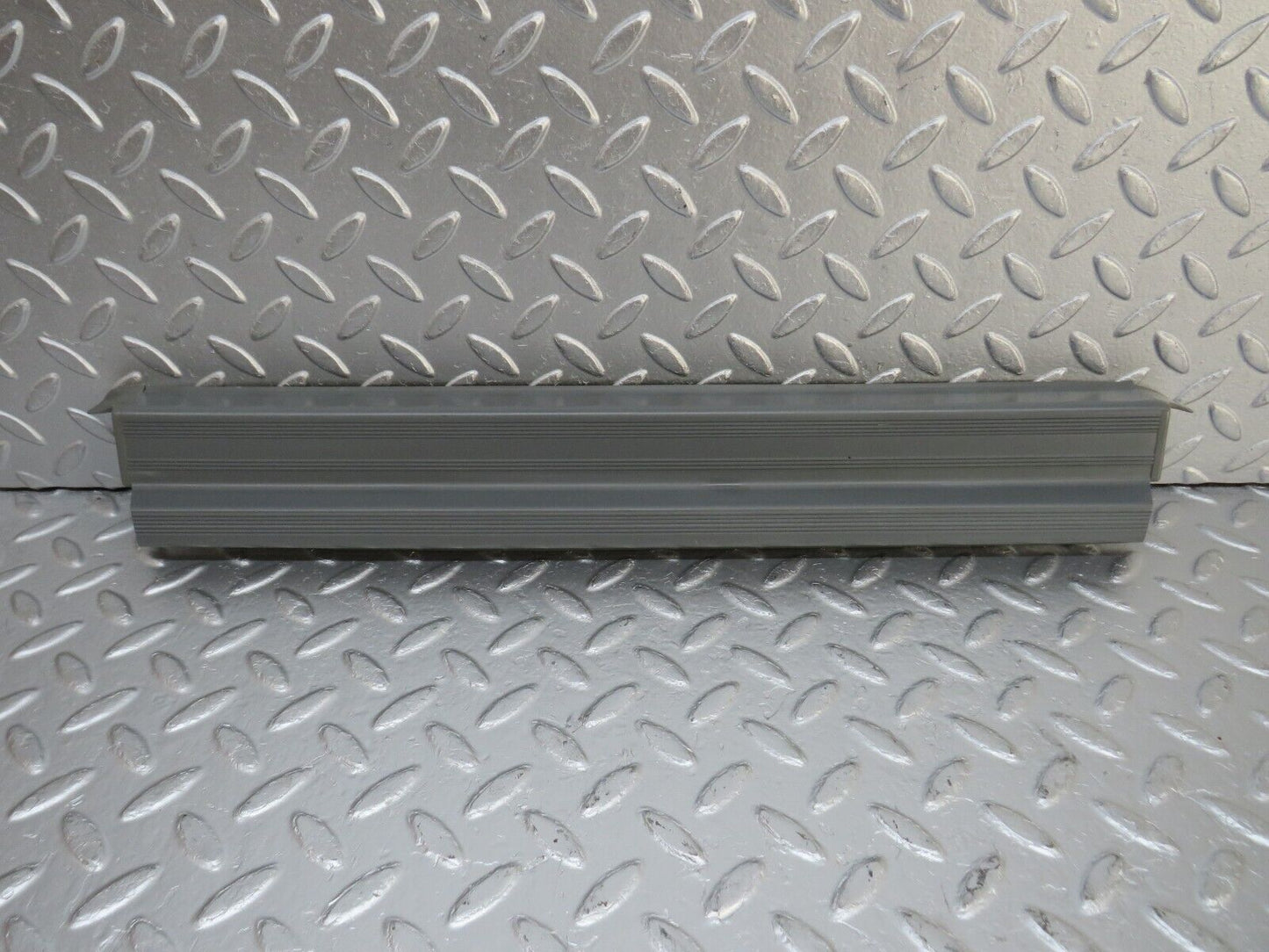 33588 Mercedes-Benz W201 190E 2.0L Rear Left Door Sill Trim Grey