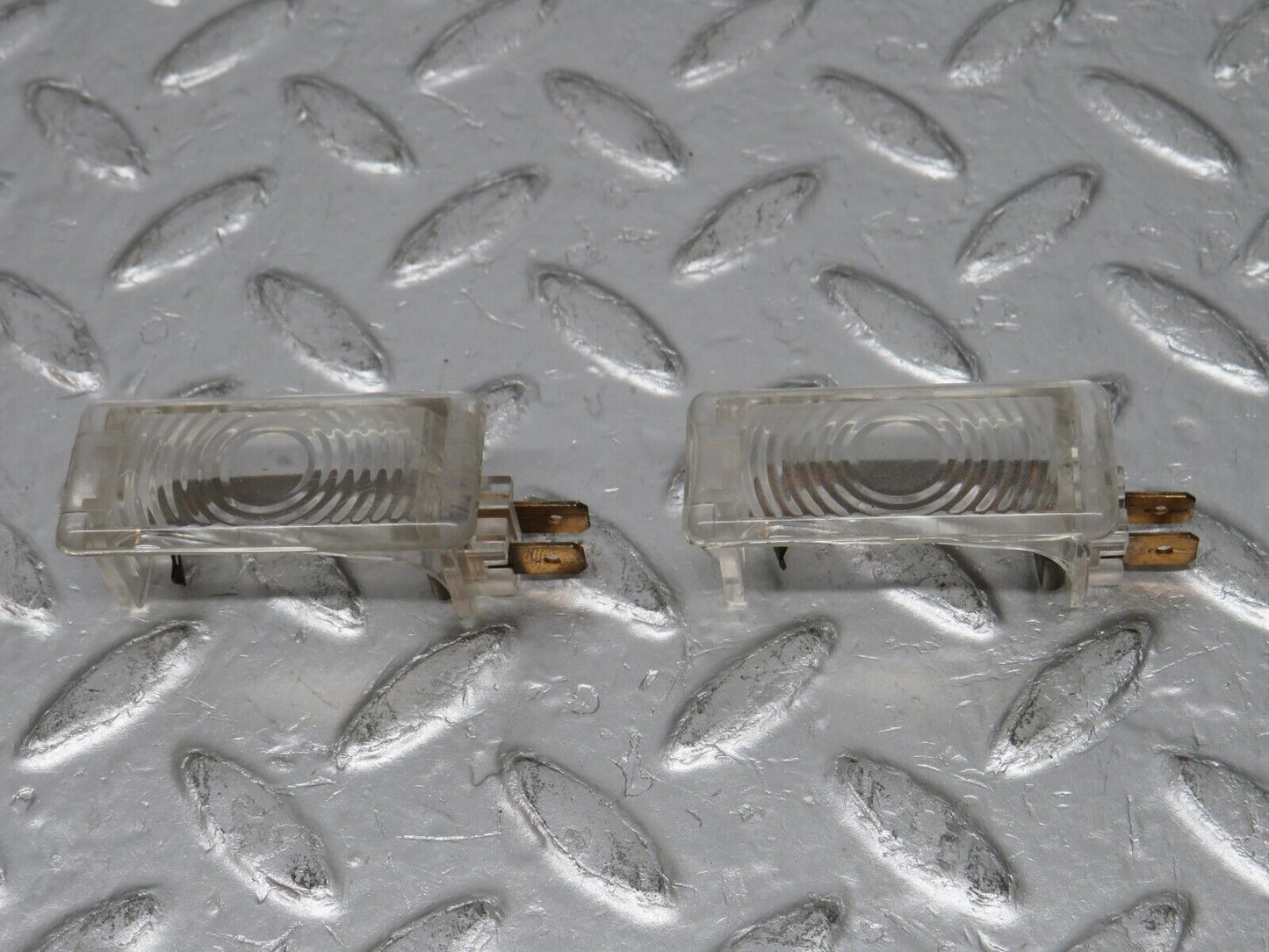 32466 Mercedes-Benz S124 300TE Wagon Under Dash Footwell Light 1248200401