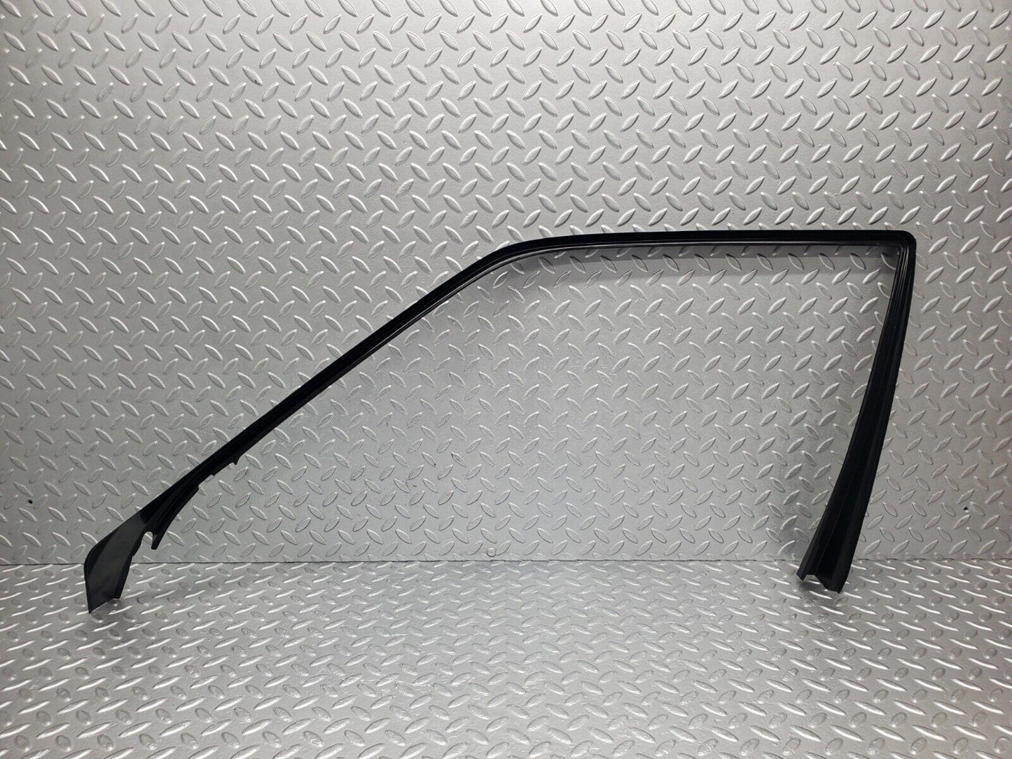 46251 Mercedes-Benz W124 280E Front Left Door Window Frame Trim 1247250171