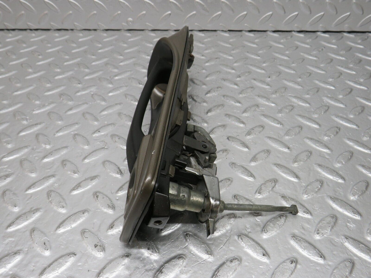 34398 Mercedes-Benz C126 380SEC Coupe Right Exterior Door Handle No Key