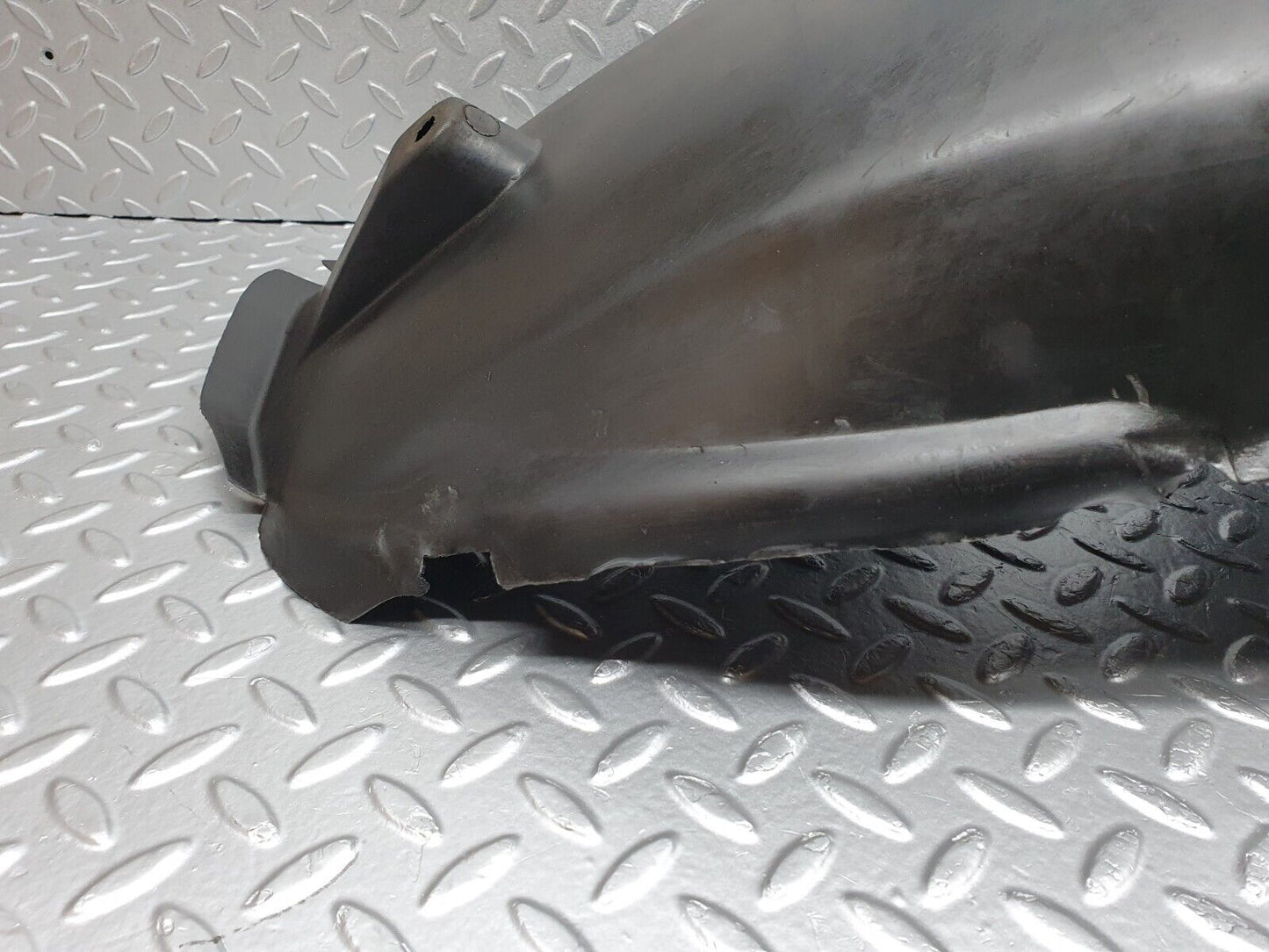 41928 Mercedes-Benz W202 C200 Rear Right Inner Fender Splash Guard 2026983830
