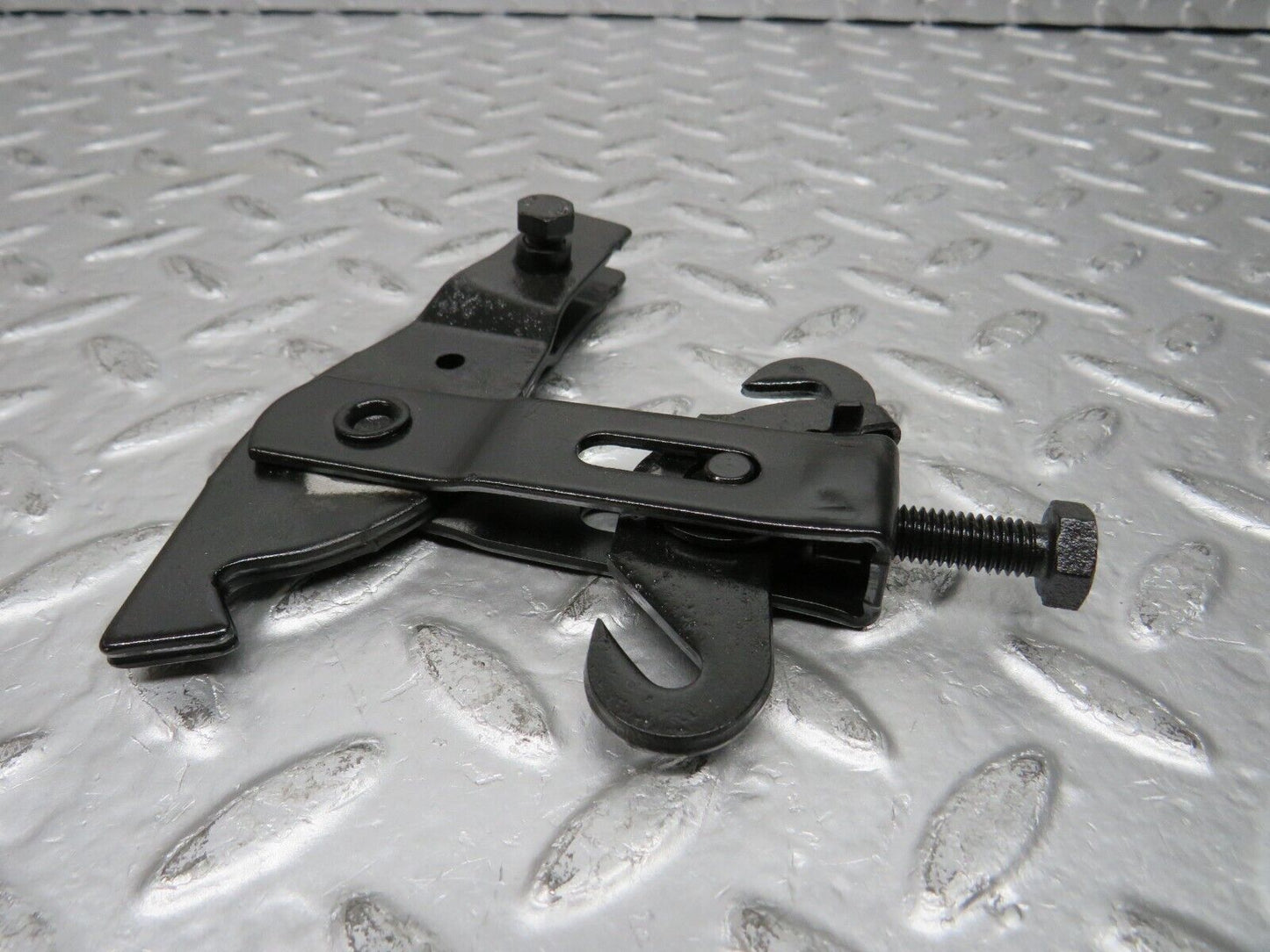 29950 Mercedes-Benz C124 320CE Coupe Handbrake Adjusting Handbrake Regulator