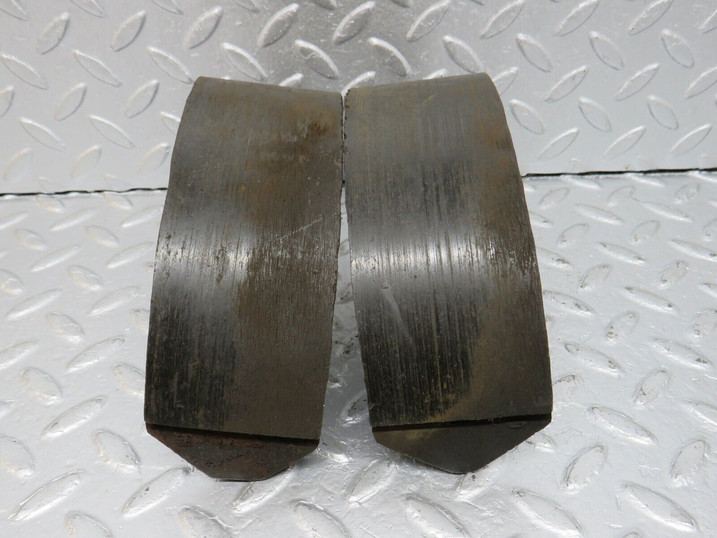 40503 Mercedes-Benz W110 230 Rear Brake Shoes 1104230808 1104230708