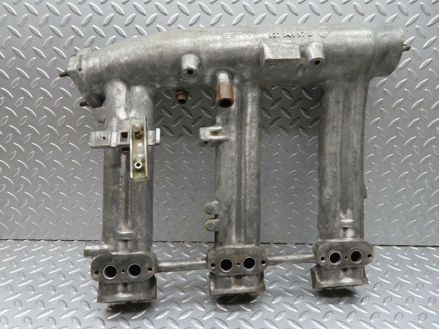 12795 Mercedes-Benz W111 220SE Intake Manifold 1271411701