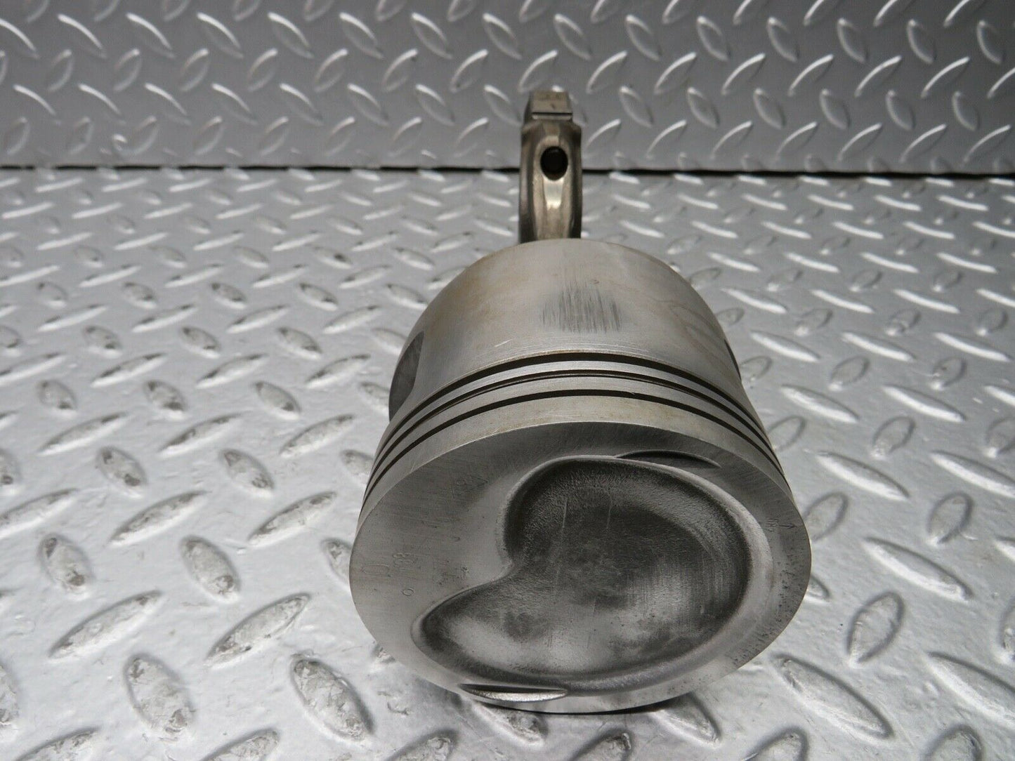 21747 Mercedes-Benz W126 300SE Piston With Connecting Rod 88.475 mm